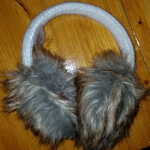 Knit & fur earwarmers